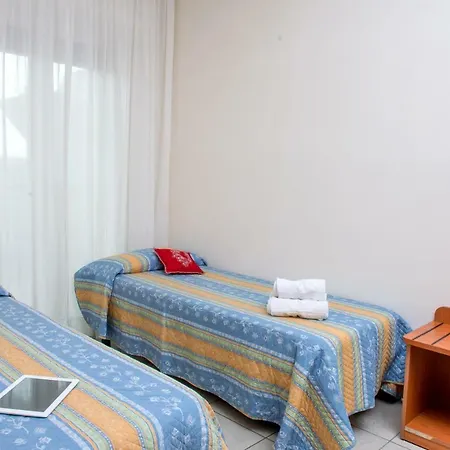 Comfort - Nuova Gestione 3* Riccione