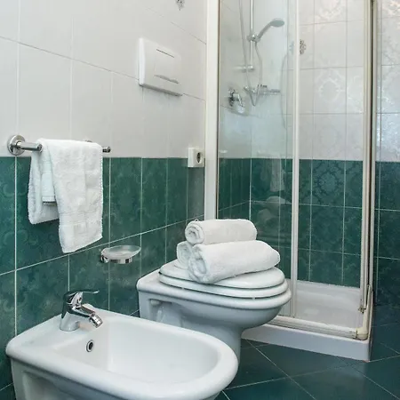 Comfort - Nuova Gestione 3* Riccione